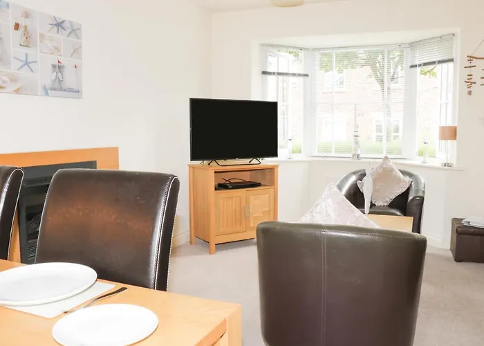 2 Perran Court Filey